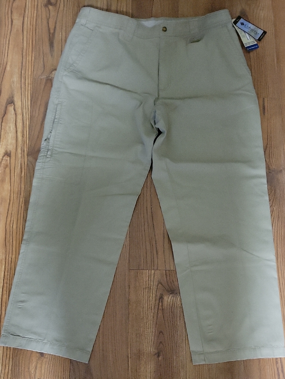 Columbia Khaki Pants Size 40x30